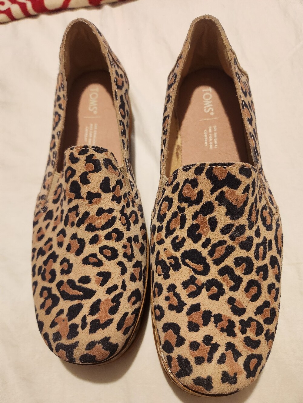Toms Leopard Print Suede Slip-On Platform Flats in Tan and Black Sz 9